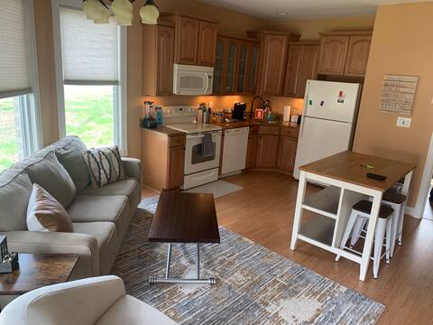 Adorable 1 Bedroom Getaway Retreat