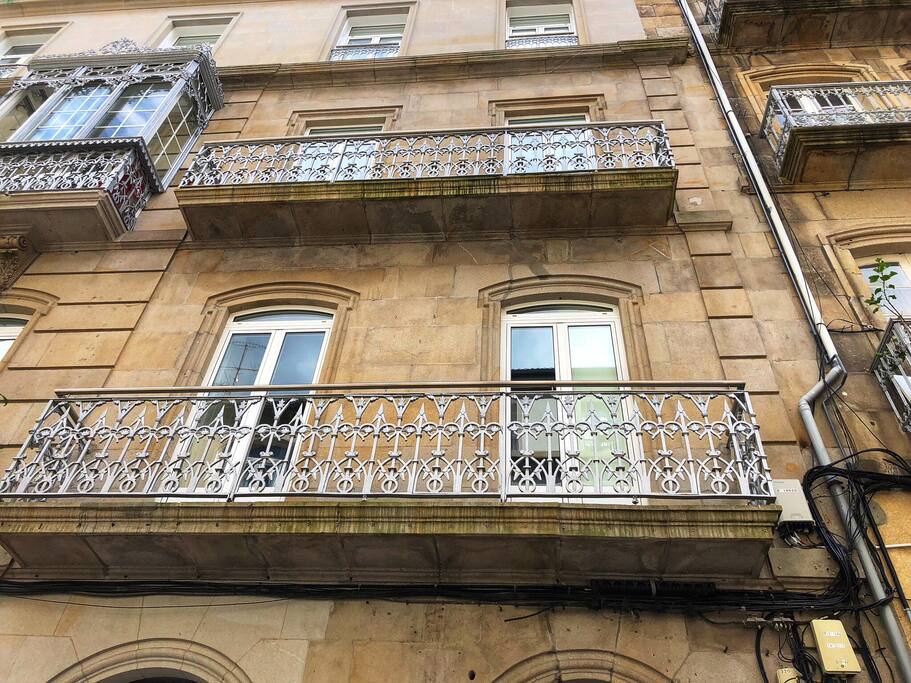 Edifício | Fachada | Entrada