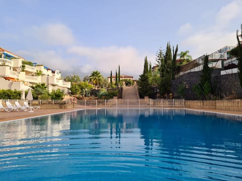 Top performing Airbnb: Luxury apartment, comfort and relax, views pool in Puerto De La Cruz