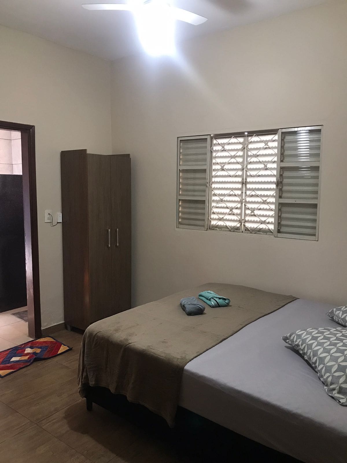 საძინებელი 1