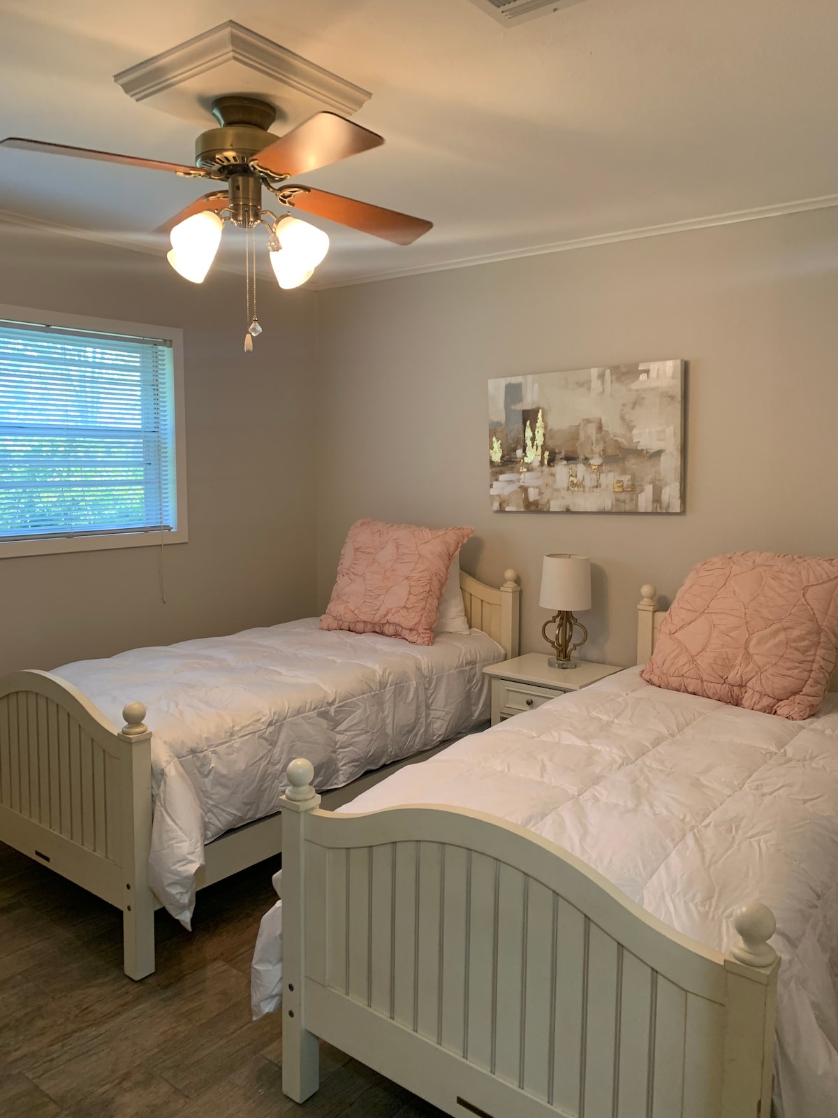 غرفة 2 مع 2 التوائم 