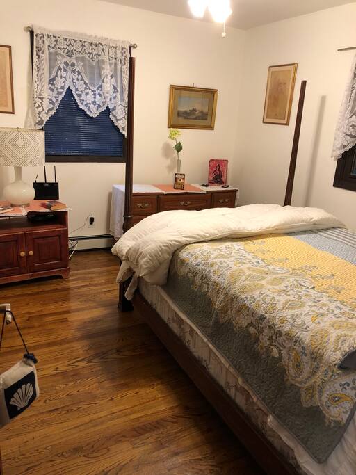 This is your Queen size bedroom. This room faces South and due to the blinds the sun will not wake you bright and early.There is a TV in this room with cable. Movies are EXTRA $$
