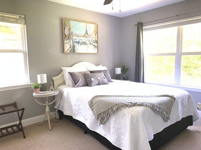 Best view in Nashville with privacy and space. gallery image 4