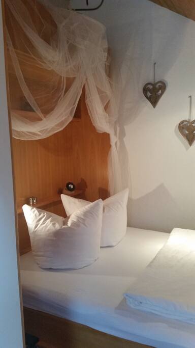 Schlafecke.
Sleeping corner.