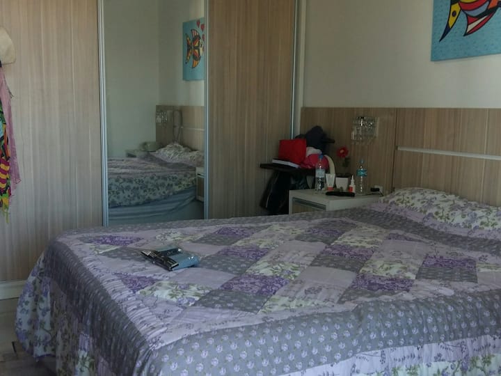 ห้องนอนมีห้องน้ำในตัวเตียงควีนไซส์