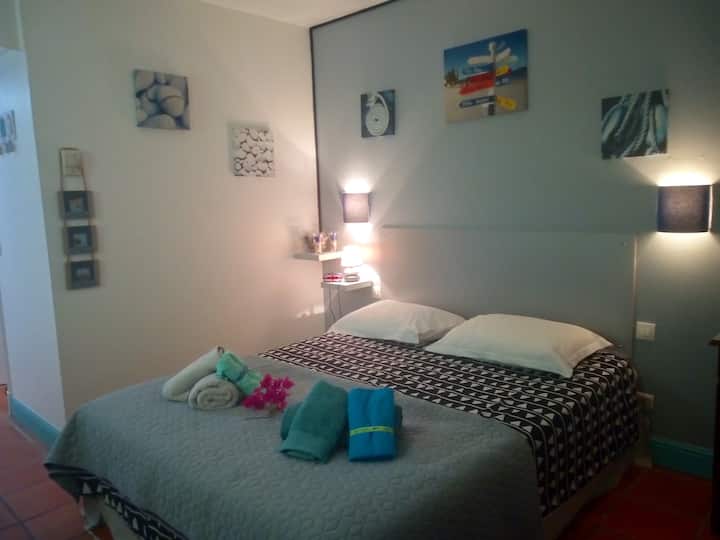 chambre avec lit de 160