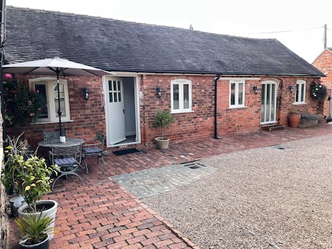 Stunning Two Bedroom Countryside Barn