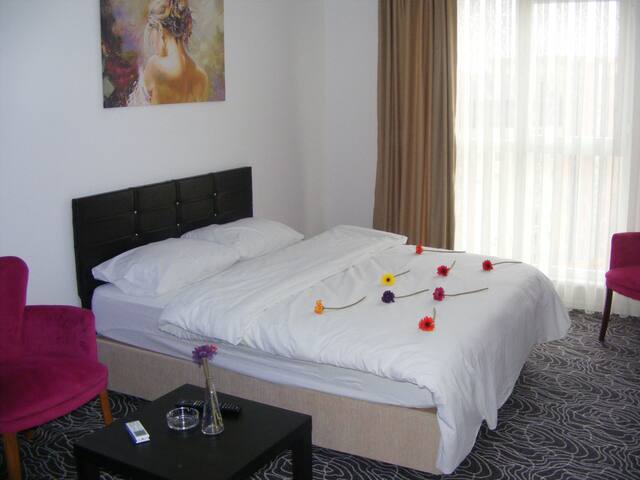 Studio Residence with double bed next to Tüyap
