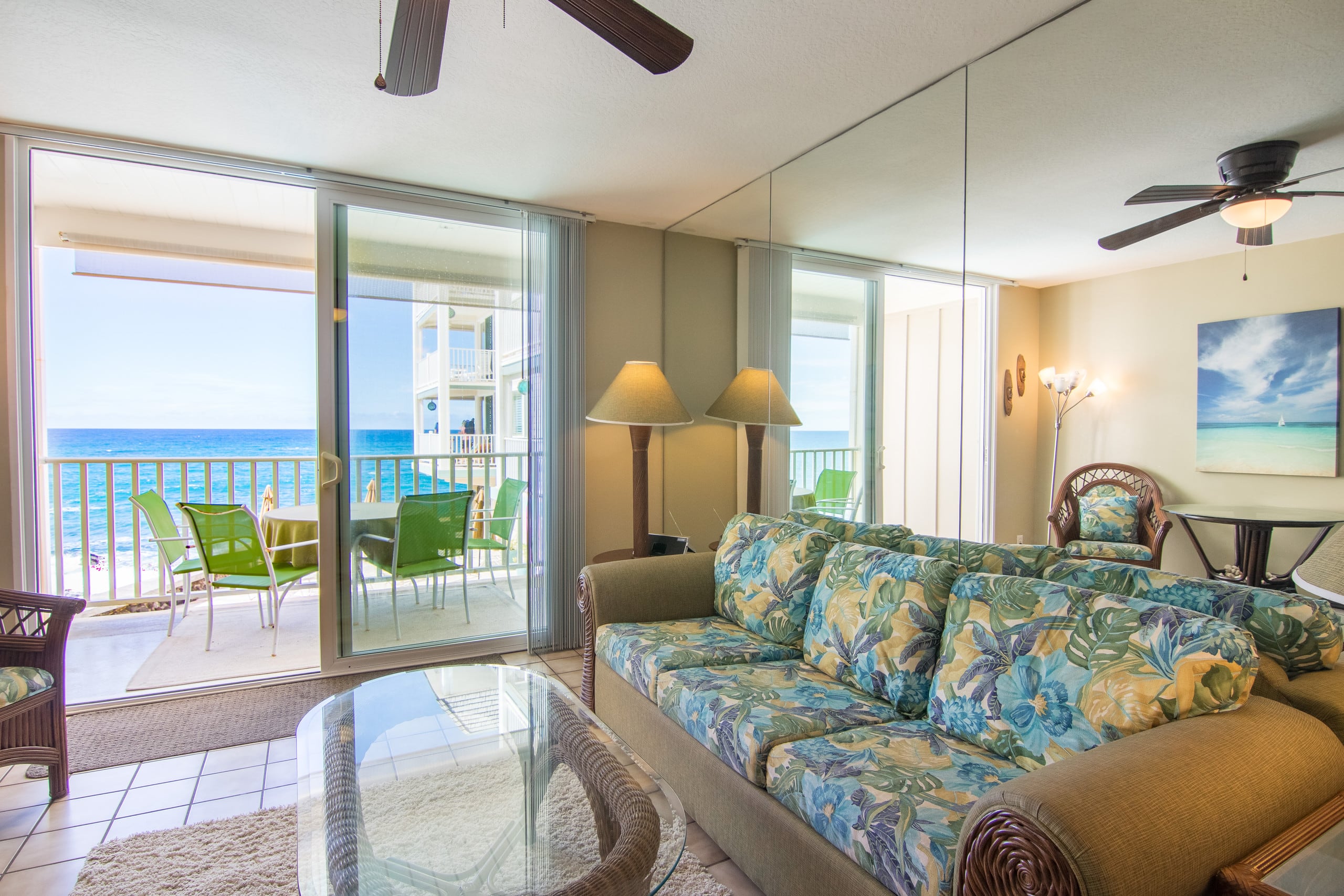 Condo in Kailua-Kona · ★4.47 · 1 bedroom · 2 beds · 1 private bath - Image 3