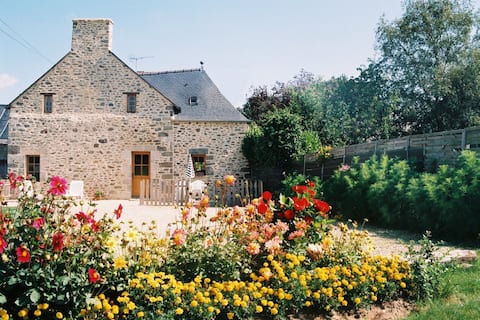Group accommodation 15 people Dinard Saint Malo
