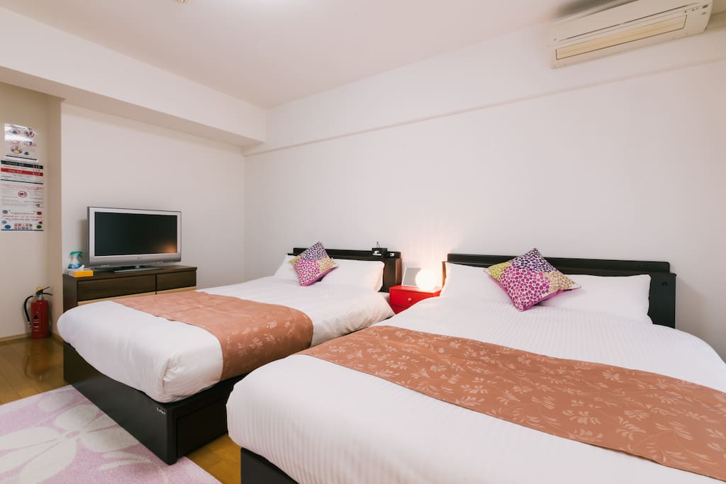 2 Double beds