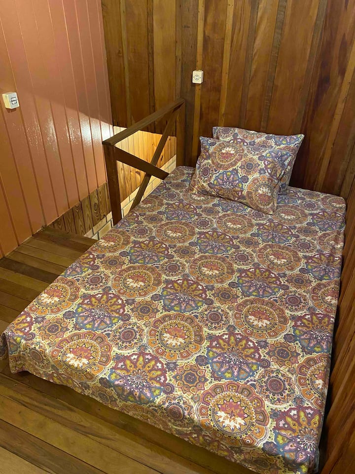 Ouvrez le Mezzanino avec ventilateur portable 

*nécessaire pour monter des escaliers