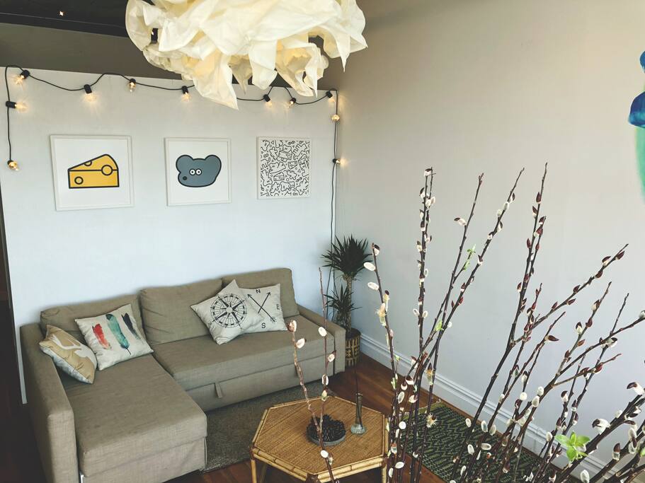 Living room は共同スペースです