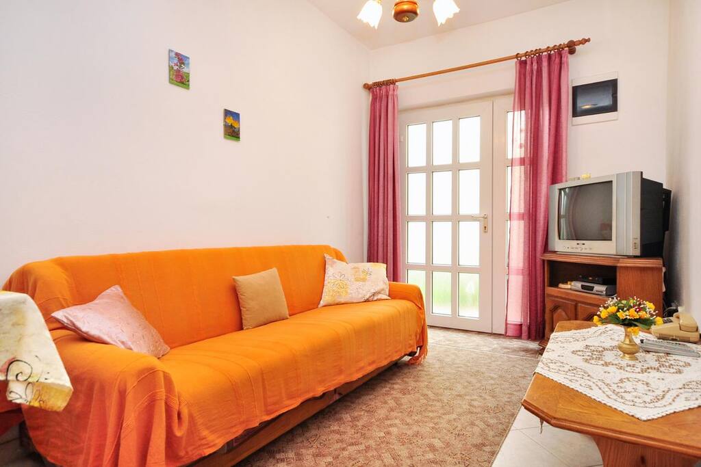 Living room, Surface: 6 m²