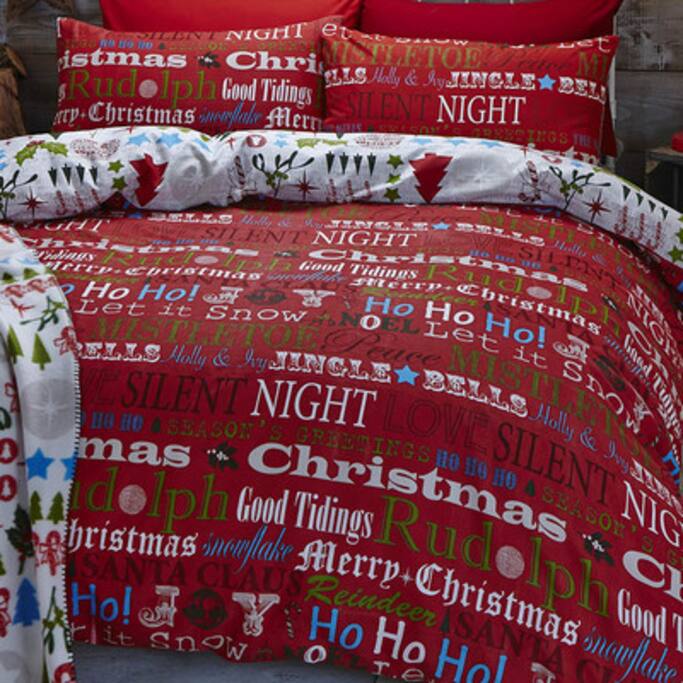 One of the quality duvet covers. Lovely quality bedding provided... not the throwaway paper ones you have to pay for provided by some other hosts ! All microfibre, feel like down, duvets provided.
