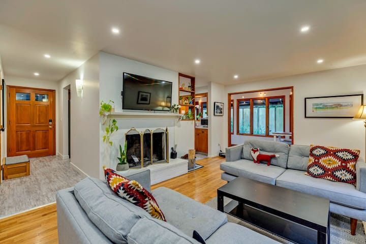 Family Fun Central! 3br, Trampoline - Wilsonville, OR