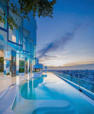 skypool @Asoke rama9 joddfairs 2bedrooms&2bathrms gallery image 3