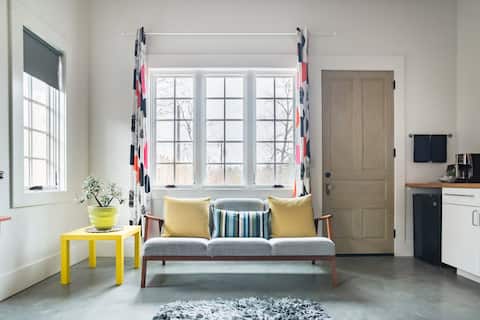 The Rad Pad—Quiet Modern Nest 2 Blocks off Haywood