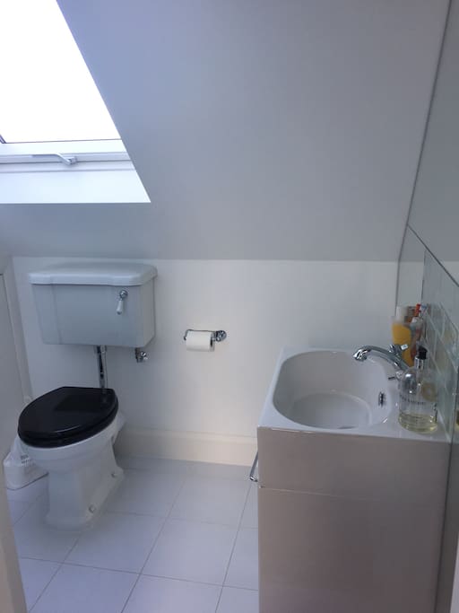 Ensuite Room To Rent In New Malden Ensuite Room To Rent In New Malden