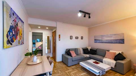 Top Airbnb: Athens Sunset Loft in ΤΡΙΩΝ ΙΕΡΑΡΧΩΝ