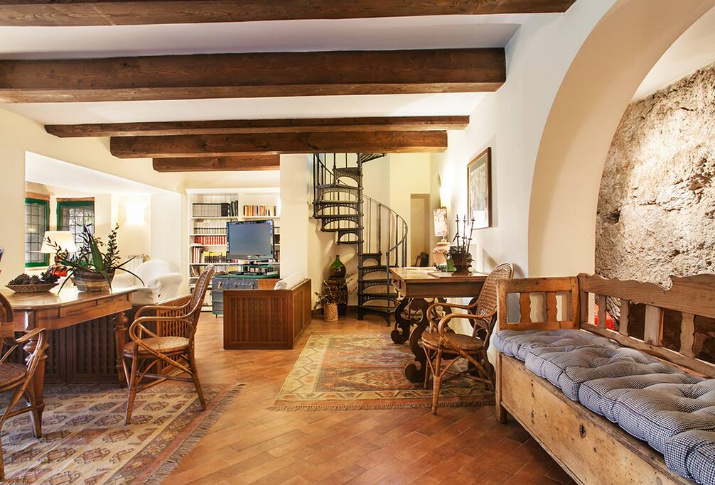 Zona giorno piano terra/Living area - ground floor