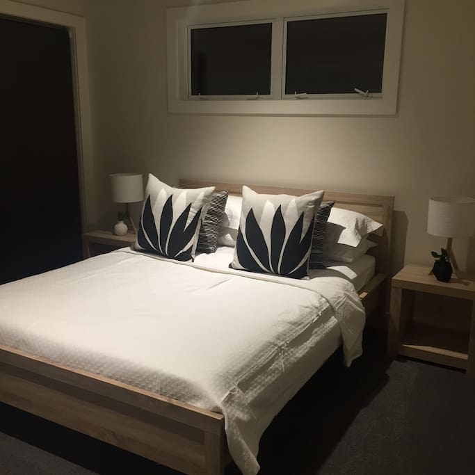 Queen bedroom