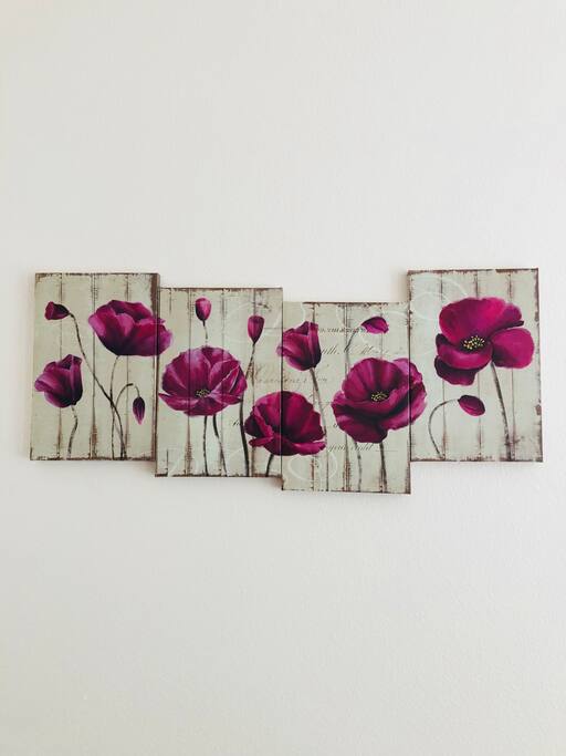 Tasteful Art and Decor!