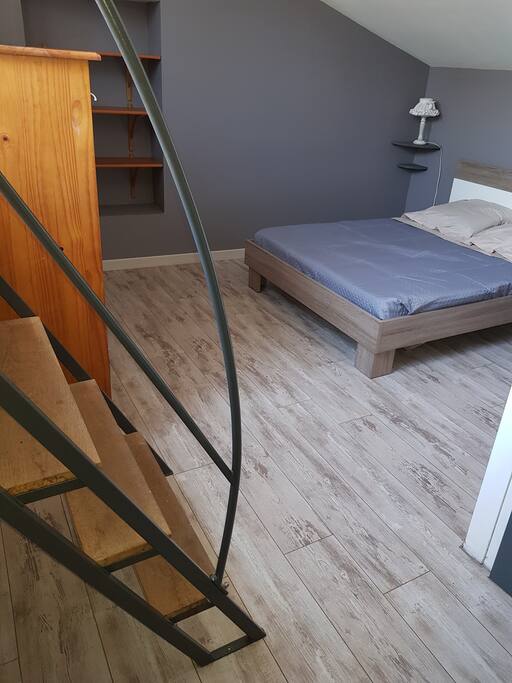 CHAMBRE ETAGE