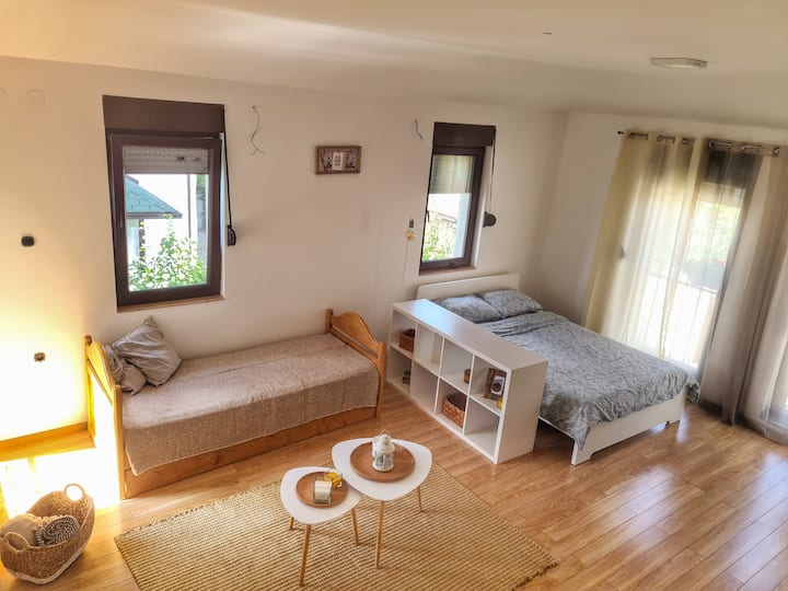 Dhomë gjumi 4