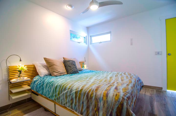 Ова е апартман со брачен кревет (широк 150-179 см). 