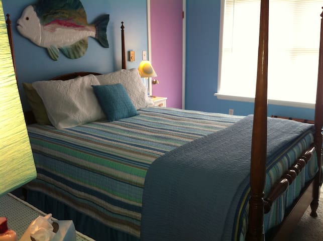 Private Bedroom with On-Suite Bathroom