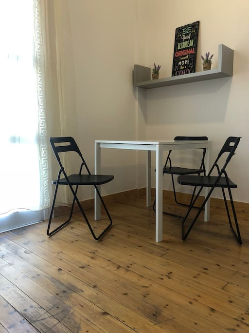Dinning table