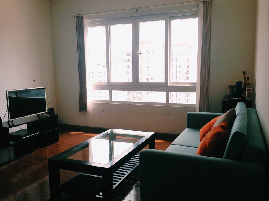 Bright and cozy space with view to Saigon River