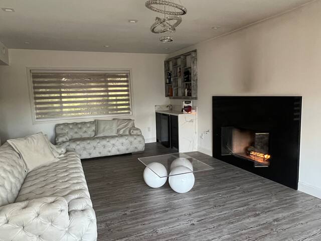 Beautifull view of mountain new remodeling house gallery image 3