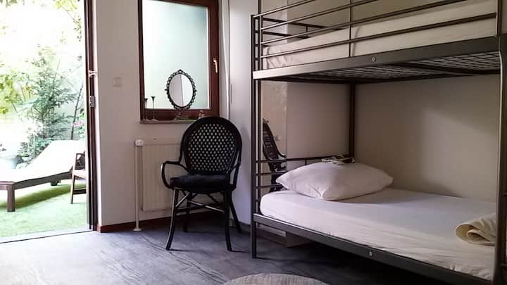 Dhomë gjumi me krevat marinar