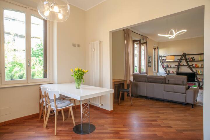 Bright and comfy in a beautiful contemporary home gallery image 5