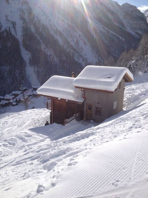 Vue depuis la route d'accès