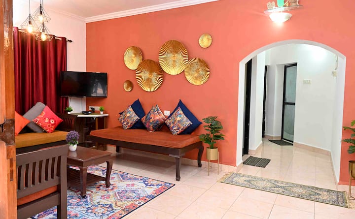 Living room image 3