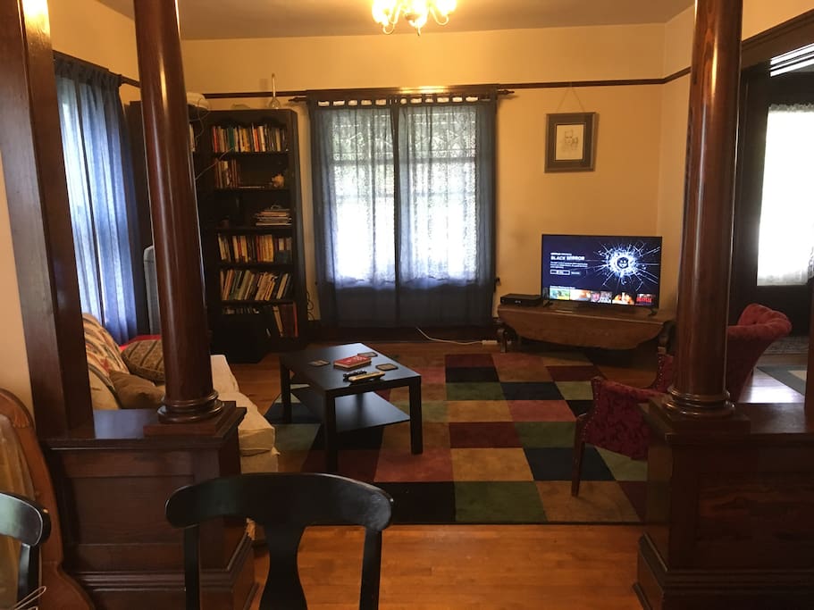 The living room, and the "massive columns*" between it and the dining room.
*That's how the real estate listing described them way back when we bought the place.
