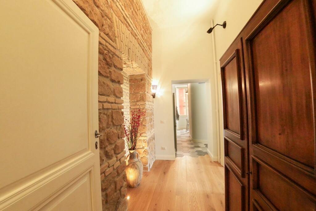 ROMAN CORRIDOR