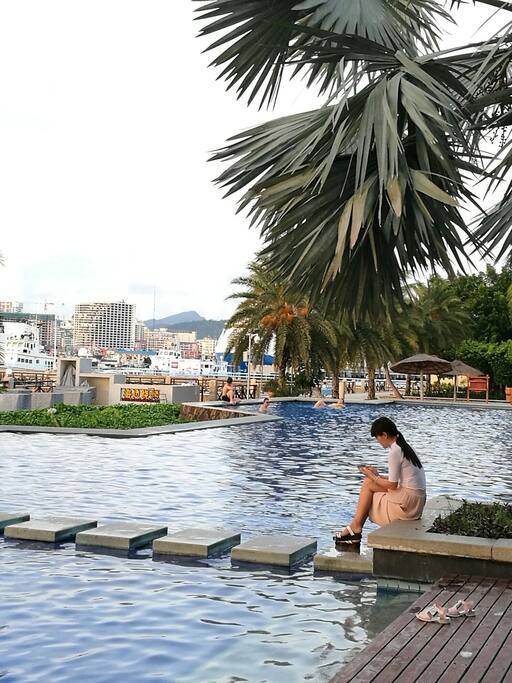 游泳池
