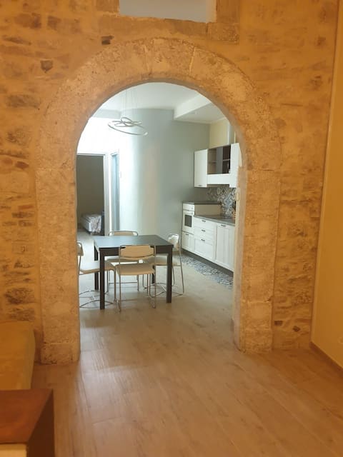 Airbnb con migliori performance: Elegant "D'Ovidio" apartment in the historic center a Molise