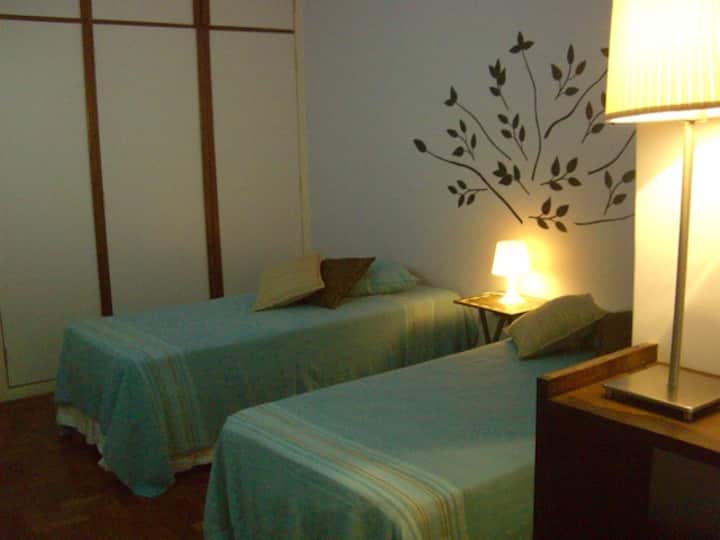 غرفتا نوم فرديتان