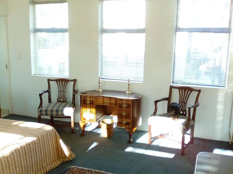 Bedroom with view on koi pond