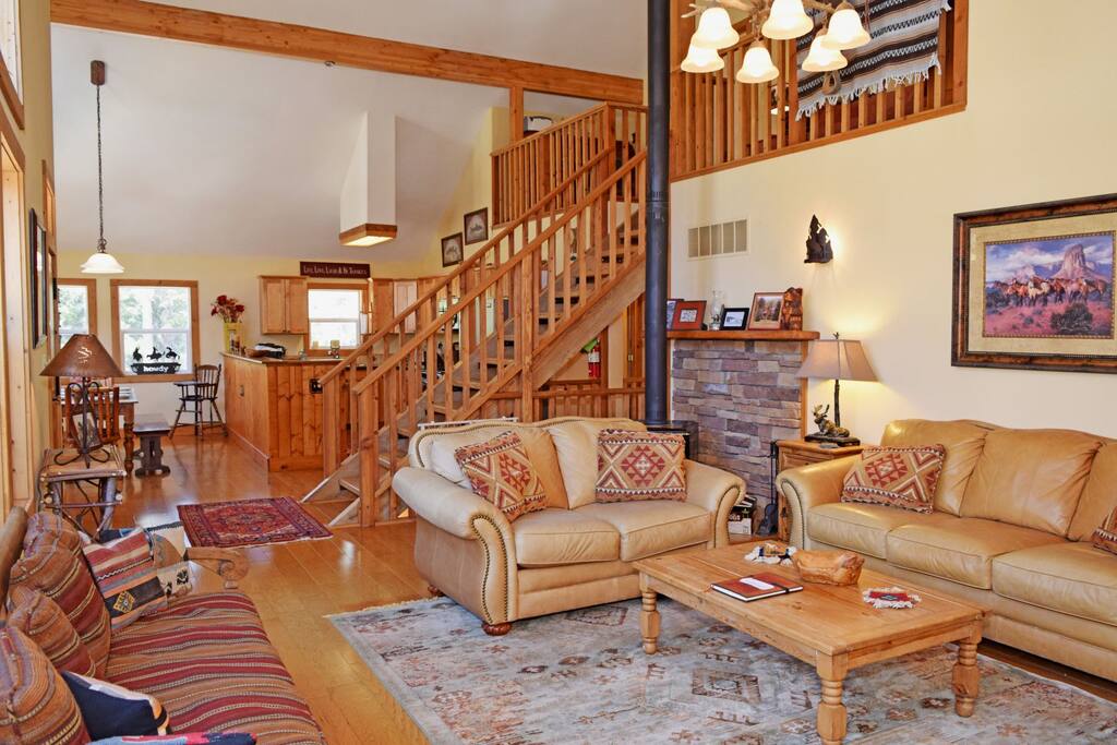 Aspen Mountain Lodge Living Room