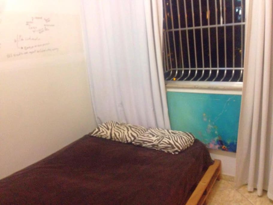 Bedroom 2 (until 3 people / air mattres)