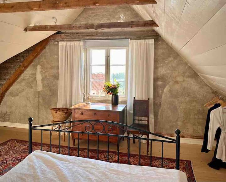 ห้องนอน 1 หันหน้าไปทางพระอาทิตย์ขึ้น 