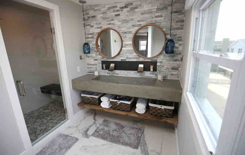 Listing image 31 at Mantoloking Oceanfront Beach House in Mantoloking