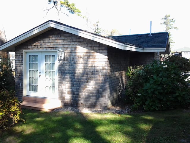 The Highland Cottage on  Sheepscot