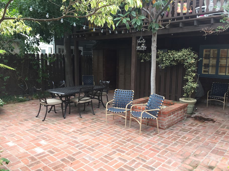 courtyard/patio